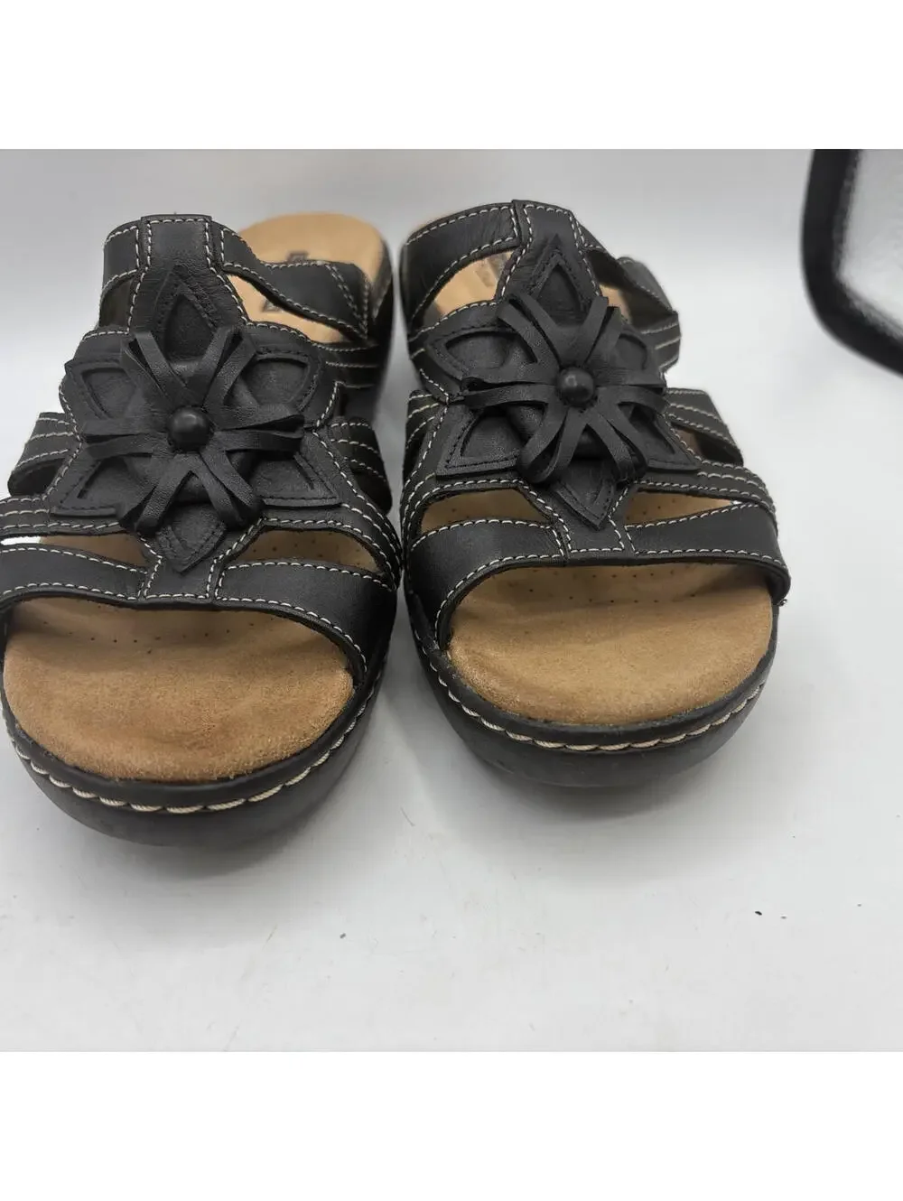 Clarks Delana Venna Comfort Sandals Cut Out Detail Women’s Size 7
